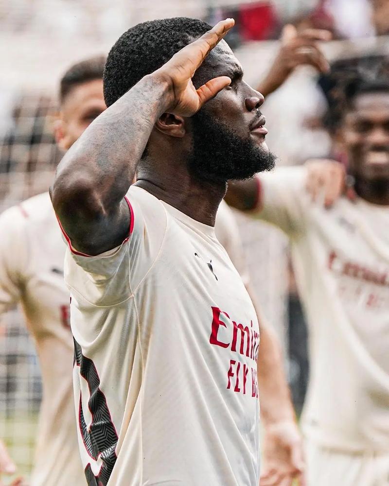 被全球厂商狂抄的那款游戏，回来了