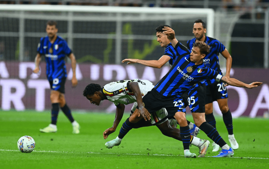 阿韦洛亚：我知道这是哪，有人拿3个欧冠还被说闲话