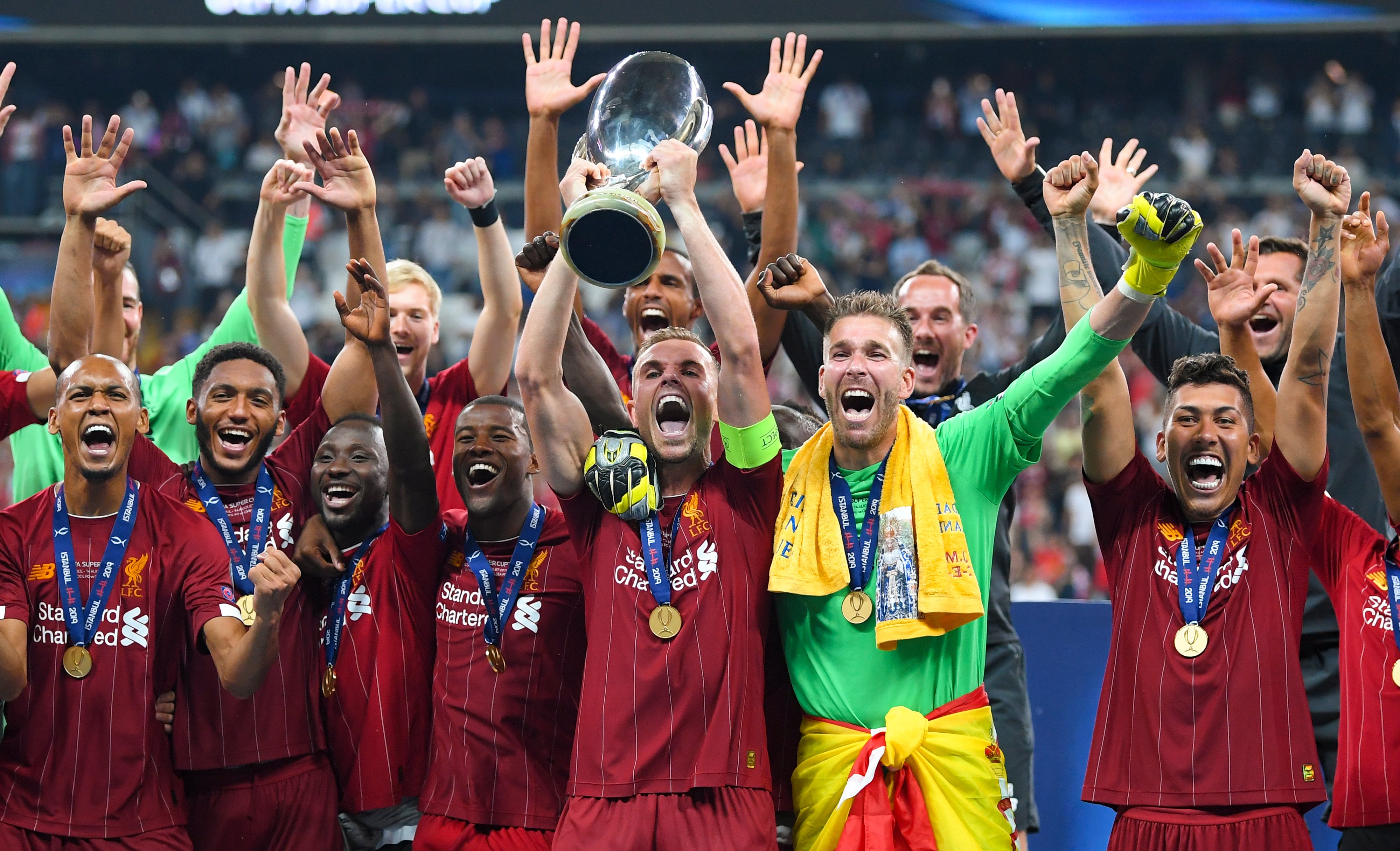 [中超]朱辰杰送点特谢拉制胜 申花3-2逆转海牛登顶